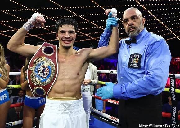 The Rise and Reckoning of Boxing’s Young Contender: A New Era of Confidence and Rivalry