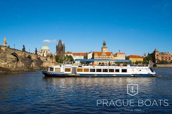 Loď Valencia | Prague-Boats.cz