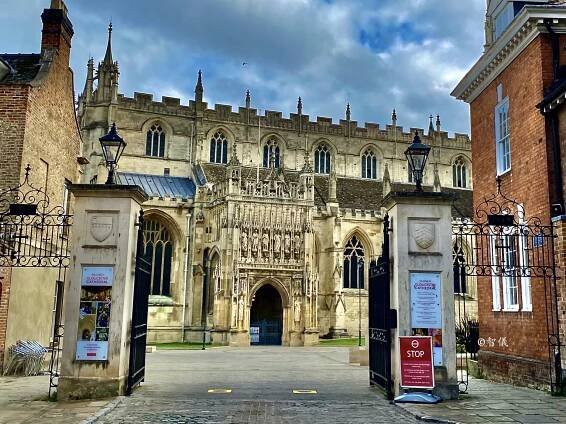 Glorious Gloucester – Got the Fridge Magnet