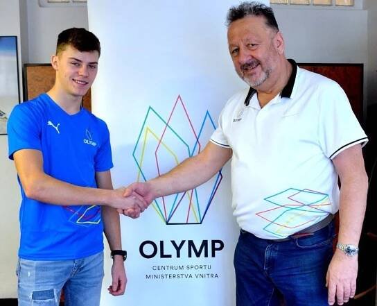 Motocyklisté Salač, König a Vostatek rozšiřují řady OLYMP CSMV