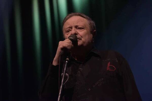 Zpěvák Petr Spálený vystoupil v Kolíně 27.11.2024.