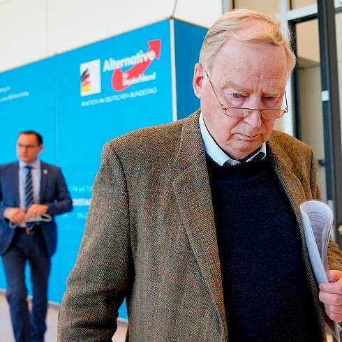 German court temporarily blocks observation of AfD party AfD Cologne Alexander Gauland Berlin Horst Seehofer