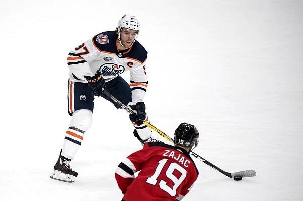 Chára si v NHL zahral proti McDavidovi, jeho kvality však vyzdvihol