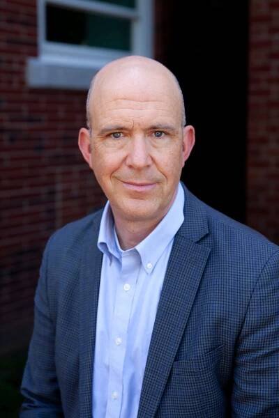  Christopher Burns