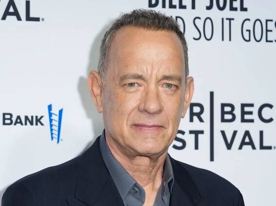 Tom Hanks honors late Apollo 13 astronaut Jim Lovell with emotional tribute