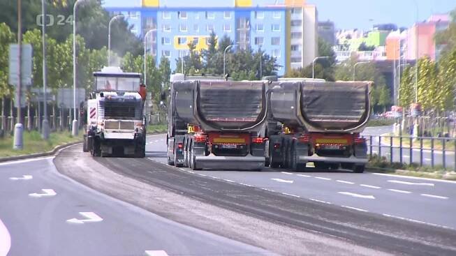 V Olomouci začala oprava jednoho z nevytíženějších silničních úseků v regionu (video)