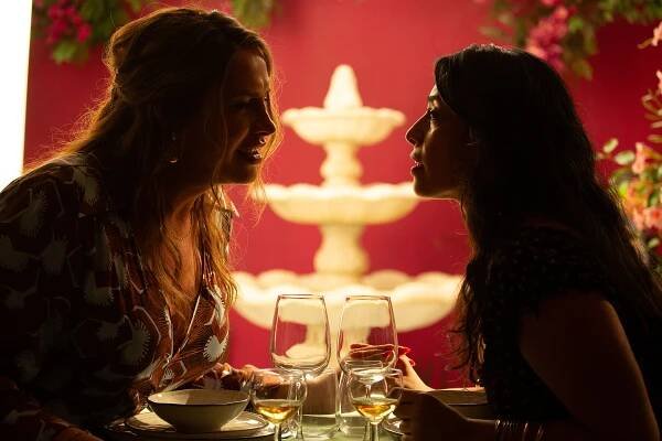 Karla Sofía Gascón, Adriana Paz - Emilia Pérez - Z filmu