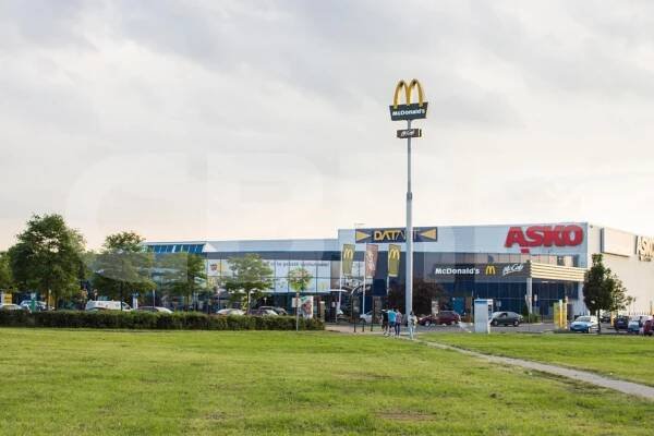 Pronájem obchodních prostor v Olympia Plzeň | CBRE