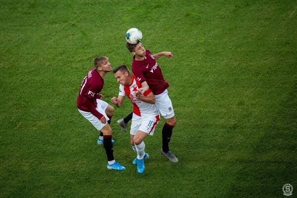V derby porážka 0:3 | sparta.cz