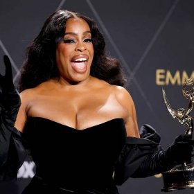 Fans Praise Niecy Nash After Delivering 'One of the Best Speeches in Emmys History'