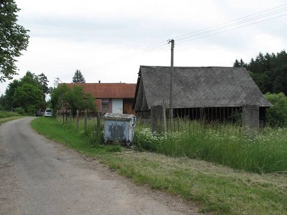 Soubor:Hanov (Zběšičky) (001).jpg