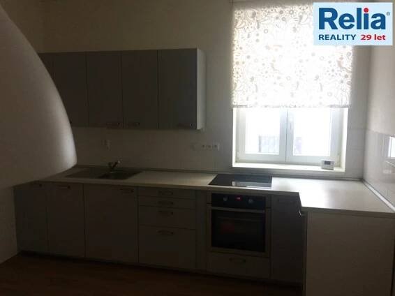 Pronájem bytu 3+1, 75 m2 v centru Liberce, ul. Železná