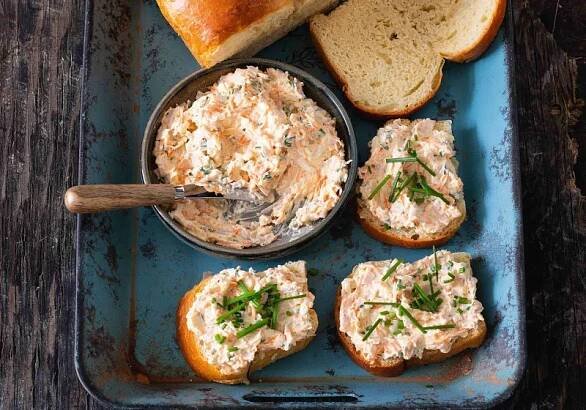 Pestrá pomazánka s mrkv�