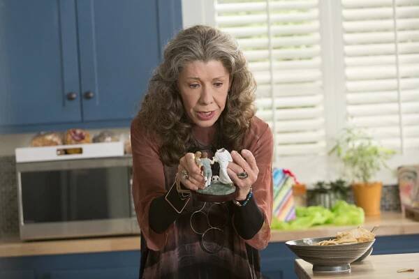 Grace a Frankie - Loučení - Z filmu - Lily Tomlin