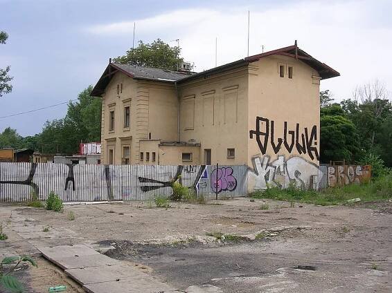 Praha-Libeň dolní nádraží – Wikipedie