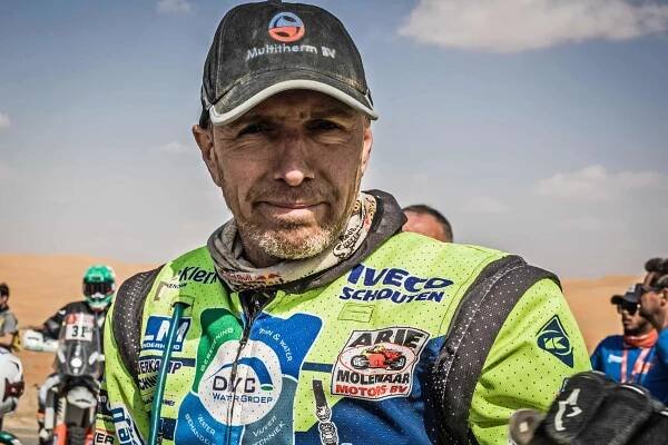 Nizozemec Straver podlehl zraněním z Dakaru | Motorkáři.cz