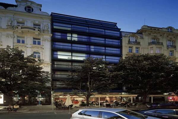 Design Metropol Hotel Praha 4*,