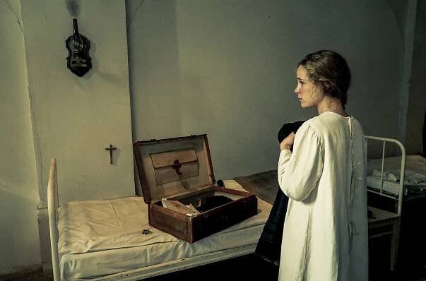 Charité - Wundermittel - Z filmu - Klara Deutschmann