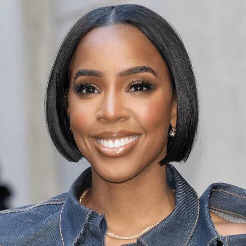 NEW YORK, NEW YORK - FEBRUARY 15: Kelly Rowland is seen arriving to NBC's 