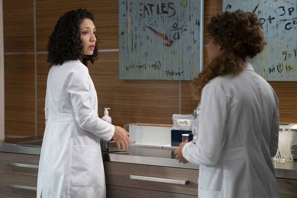 Dobrý doktor - Zhroucení - Z filmu - Jasika Nicole
