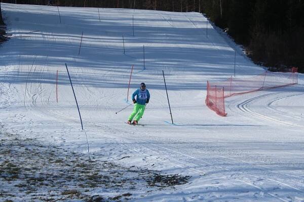 FOTO: Zimní sportovní hry seniorů nabídly slunce, sníh a 233 účastníků