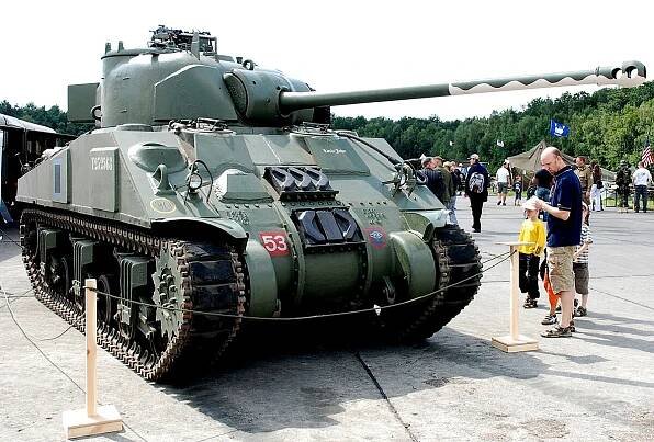 Sherman Firefly - Wikipedia
