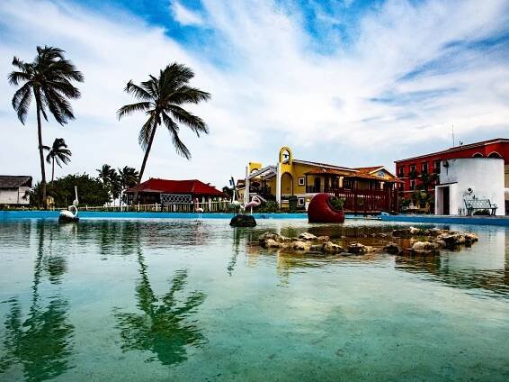 Hotels and Rental Cars in Cuba - Muthu Colonial Cayo Coco - Doble