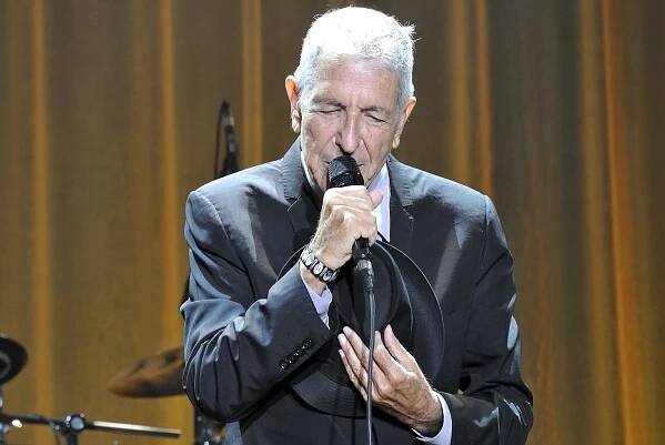 Soubor:Leonard Cohen 2 2013.jpg