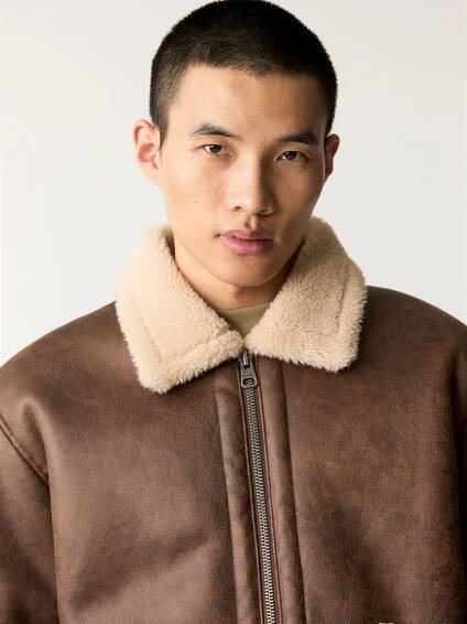 Pull&Bear Zimní bunda – hnědá