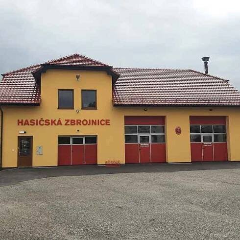 Naše hasičárna - SDH Slatiny 