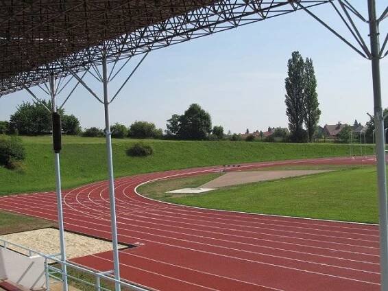 Nově opravený kutnohorský stadion bude hostit Olympiádu pro děti a mládež