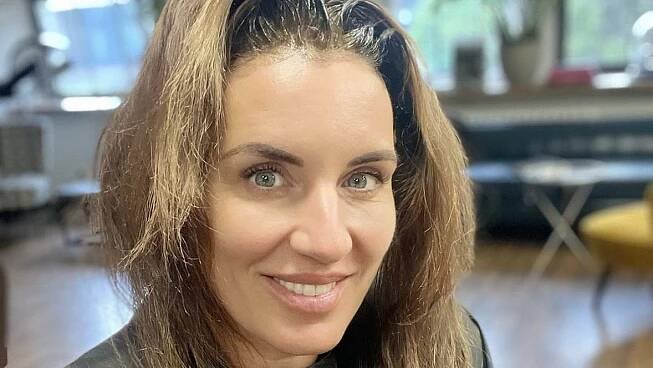 Agáta Hanychová vyzvala celebrity: Ukažte se bez filtru a bez make-upu. První šla s kůží na trh Lucie Šlégrová