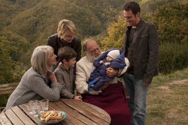 Das Ende ist mein Anfang - Z filmu - Erika Pluhar, Andrea Osvárt, Bruno Ganz, Elio Germano