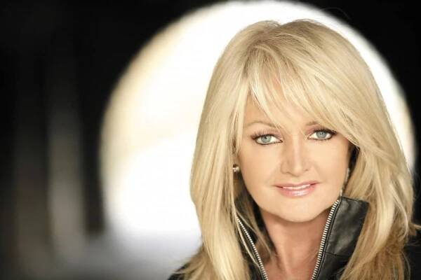 VÍKEND PODLE DRBNY: Bonnie Tyler a designové trhy