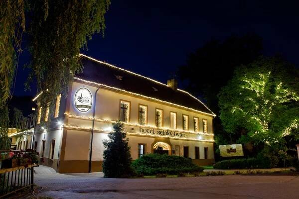 Restaurace Selský Dvůr foto 1