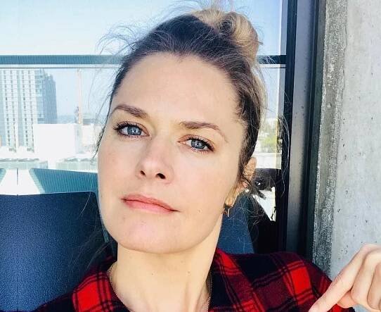 Maggie Lawson Biography - Facts, Childhood, Family Life & Achievements