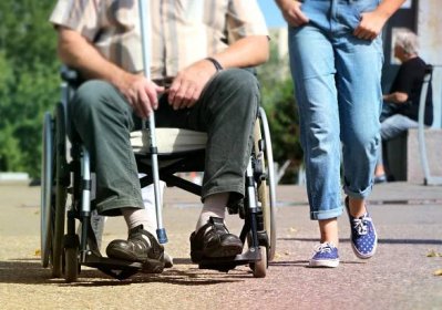 Invalidní důchod přechází ve starobní