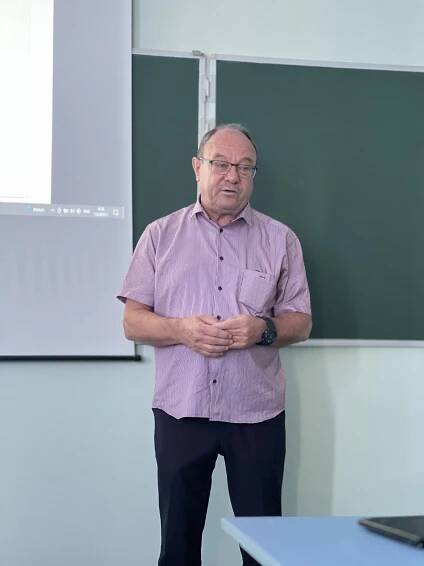 A Year of Collaboration and Discovery in the Theory of Atoms Group – International Center for Mathematical Sciences (ICMS