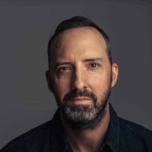 Tony Hale on Overcoming Bullies, Journaling and Being a Girl Dad