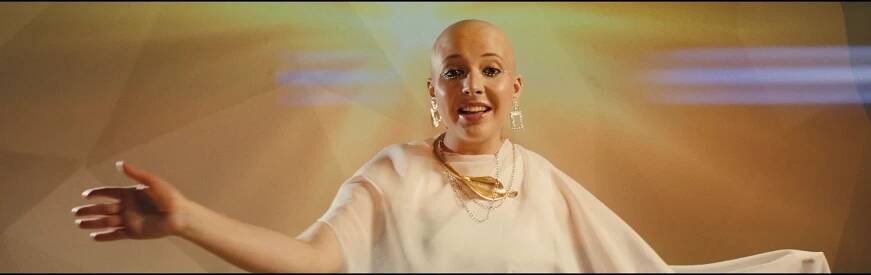 Anna Julie Slováčková a její nové Léto