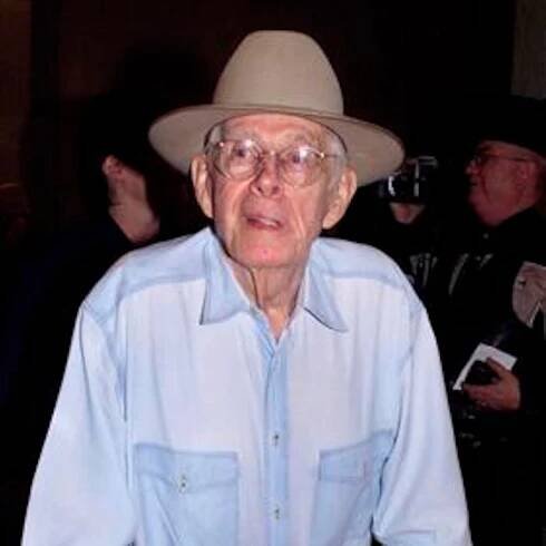 Harry Morgan of TV comedy 'M*A*S*H' dies, 96
