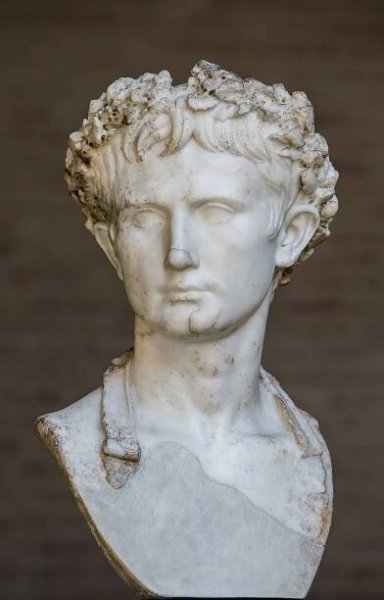 Augustus – Wikipedia