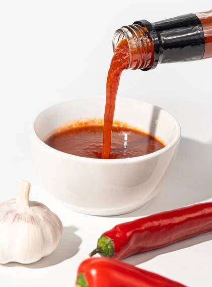 Sriracha chilli omáčka, středně pálivá | Aktin