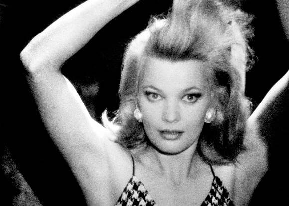 Tváře (1968)