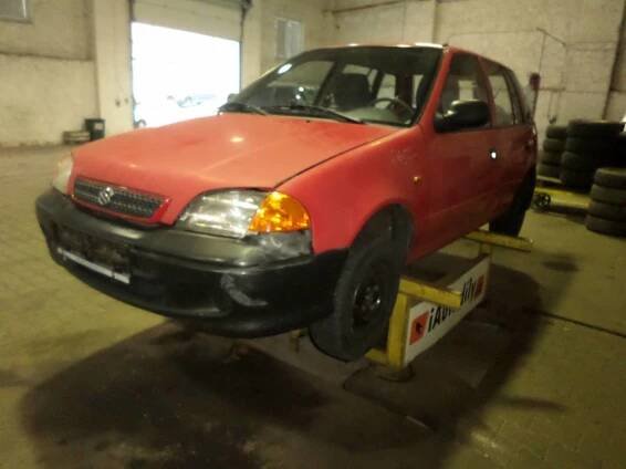 Suzuki Swift 2000 - náhradní díly