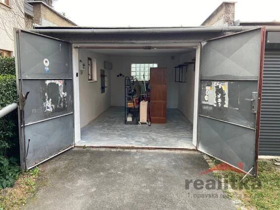 Pronájem garáže 22m2 s elektřinou, Dukelská ul, Opava, obrázek č. 2