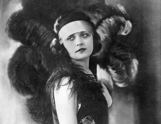 Pola Negri facts