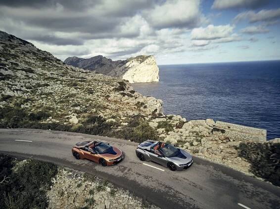 BMW i8 Roadster - fotografie