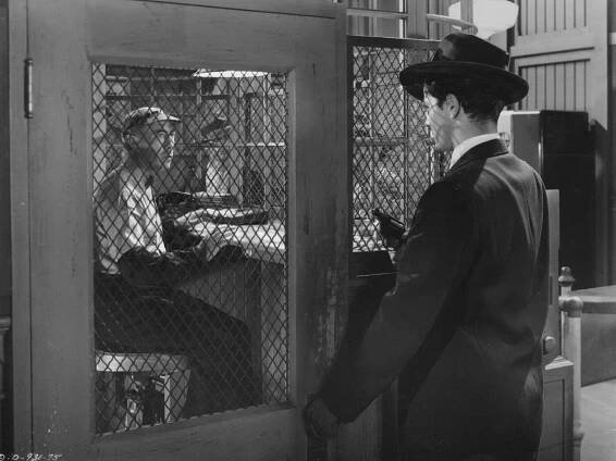 Zaklepej na něčí dveře - Z filmu - George Chandler, John Derek