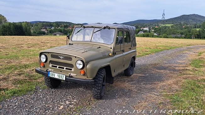 UAZ 469
